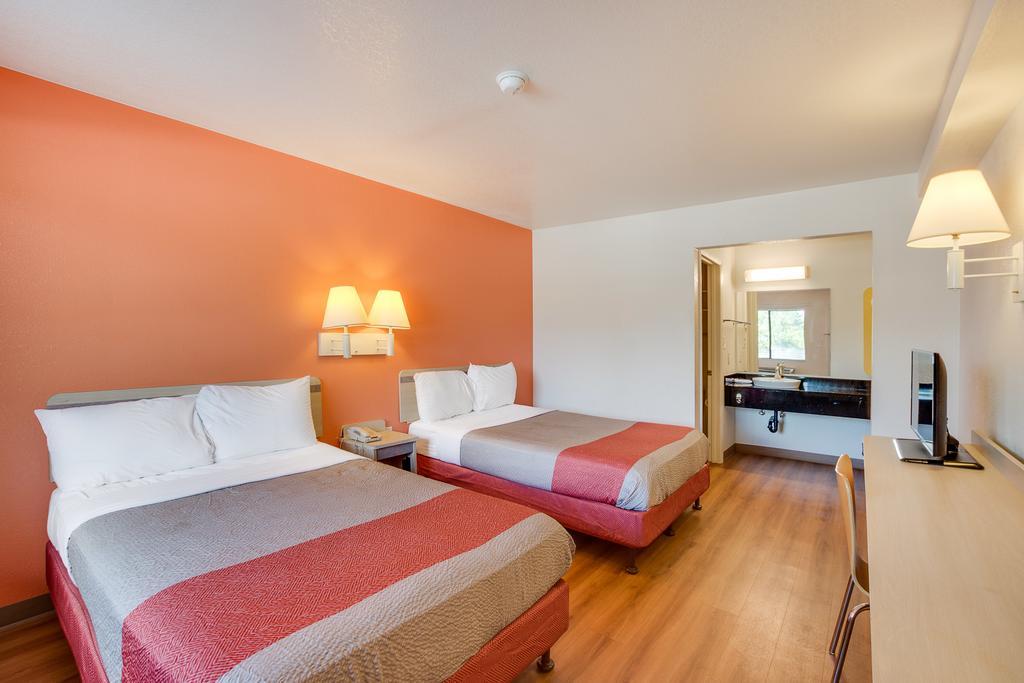 Motel 6-Columbus, Oh - West Екстер'єр фото