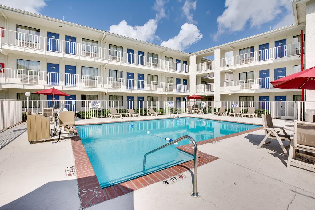Motel 6-Columbus, Oh - West Екстер'єр фото