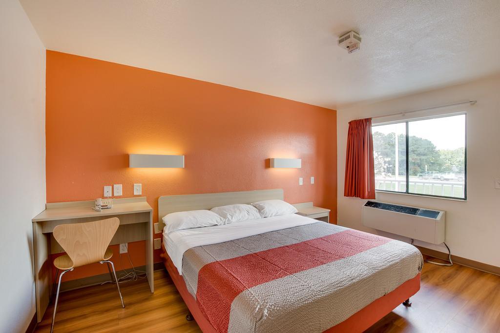 Motel 6-Columbus, Oh - West Екстер'єр фото