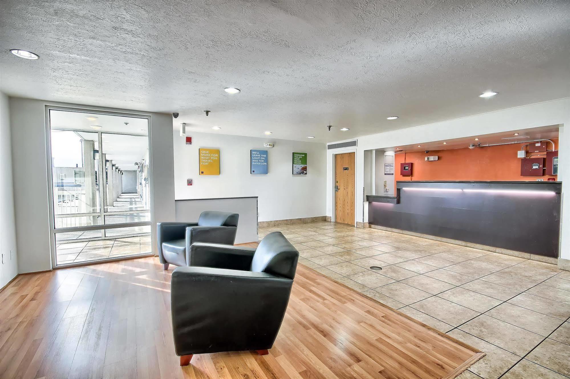 Motel 6-Columbus, Oh - West Екстер'єр фото