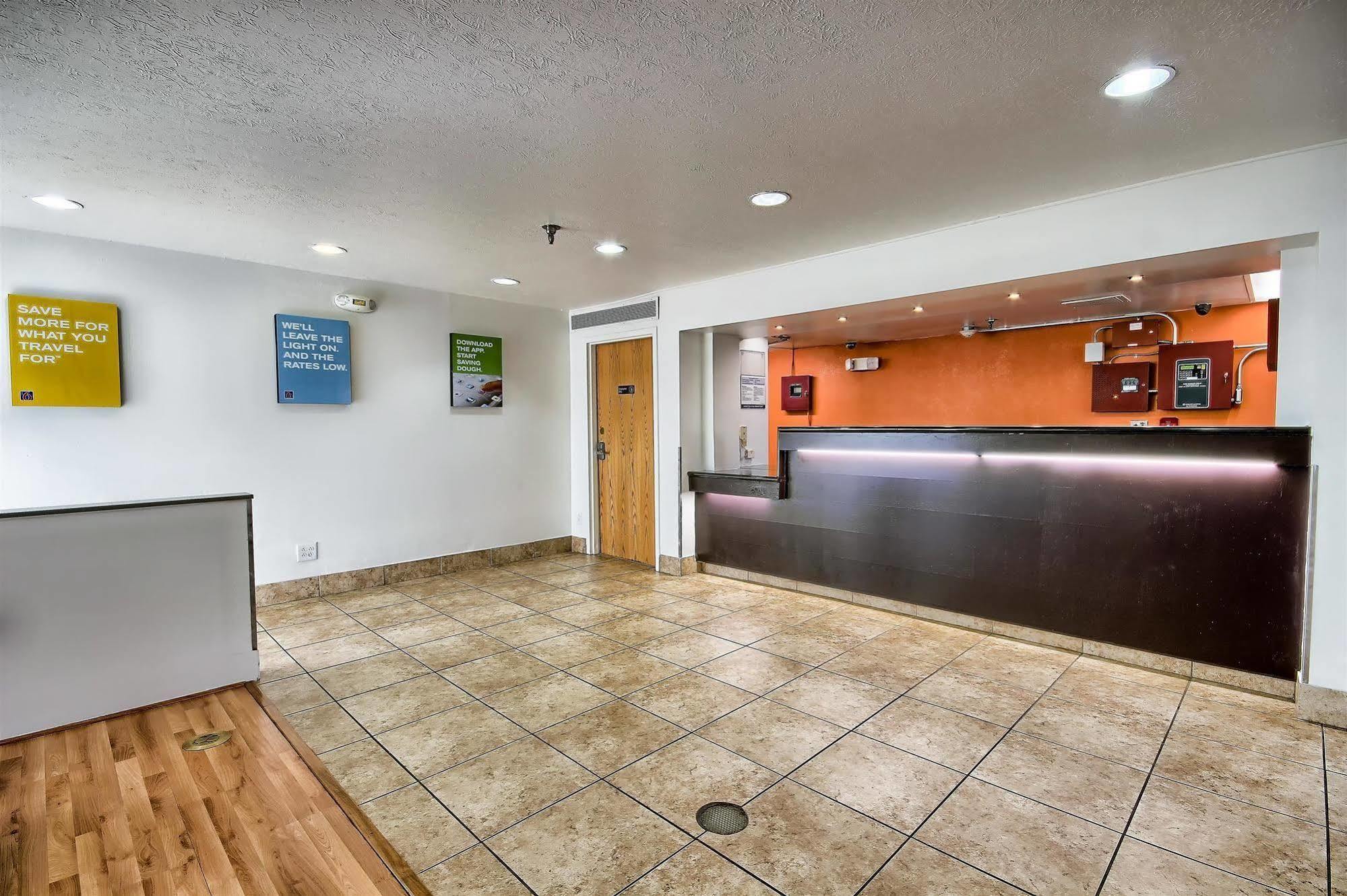 Motel 6-Columbus, Oh - West Екстер'єр фото