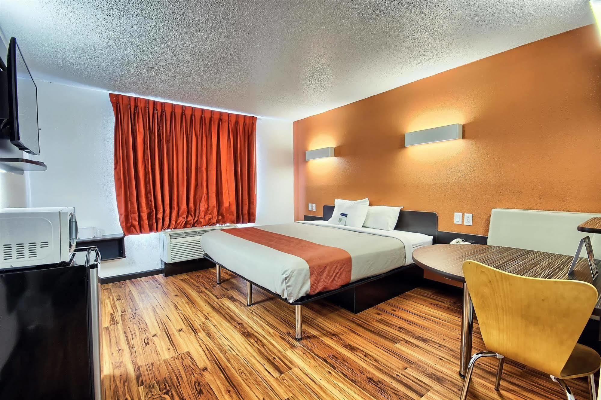 Motel 6-Columbus, Oh - West Екстер'єр фото